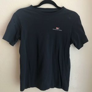KIDS SIZE: vineyard vines t shirt